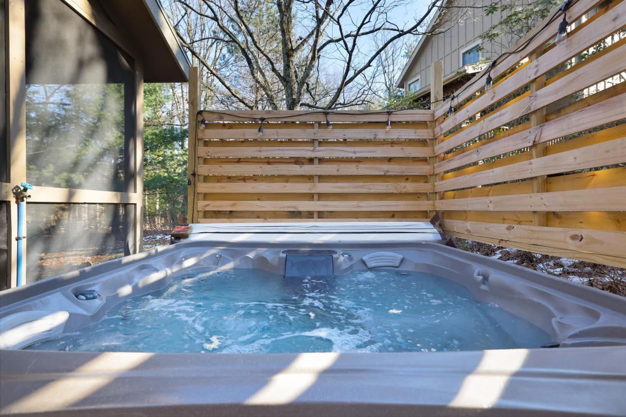 Pocono Mountain Home , Hot Tub- 1 Mile To Skiing! Tannersville Eksteriør billede